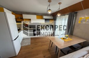 Обзаведен Двустаен апартамент, Център