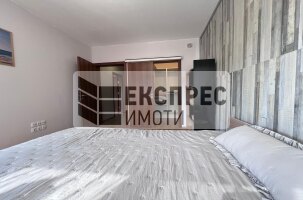 Обзаведен с две бани Тристаен апартамент, Окръжна болница