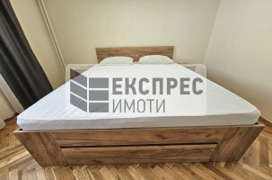  2 Schlafzimmer Wohnung, Regional hospital