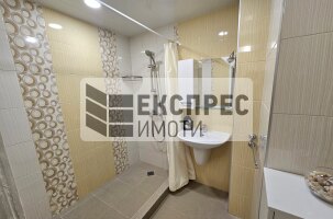  2 Schlafzimmer Wohnung, Regional hospital