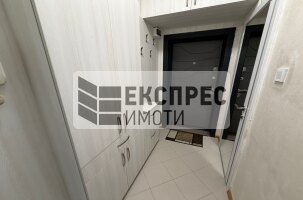 Обзаведен Двустаен апартамент, Център