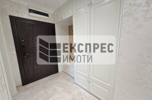 Нов, Луксозно, Обзаведен Тристаен апартамент, Общината