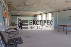  Warenhaus, Asparuhovo