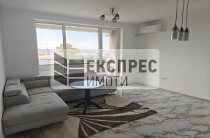 Полуобзаведен Двустаен апартамент, Трошево