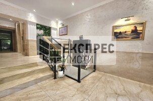 Нов, Луксозно, Обзаведен Двустаен апартамент, Окръжна болница