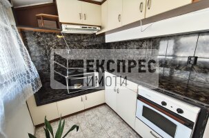 ОБЗАВЕДЕН Тристаен апартамент, Спортна зала