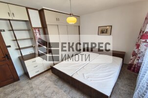 ОБЗАВЕДЕН Тристаен апартамент, Спортна зала