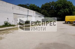 Парцел и склад Склад, Аксаково