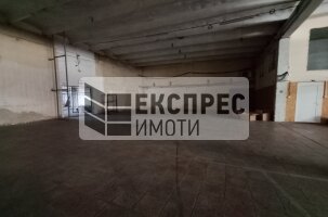 Парцел и склад Склад, Аксаково