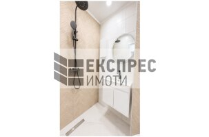 След ремонт, Необзаведен Двустаен апартамент, Младост 1