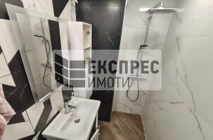 Обзаведен Тристаен апартамент, Левски