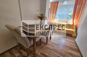 Обзаведен Тристаен апартамент, Лятно кино Тракия