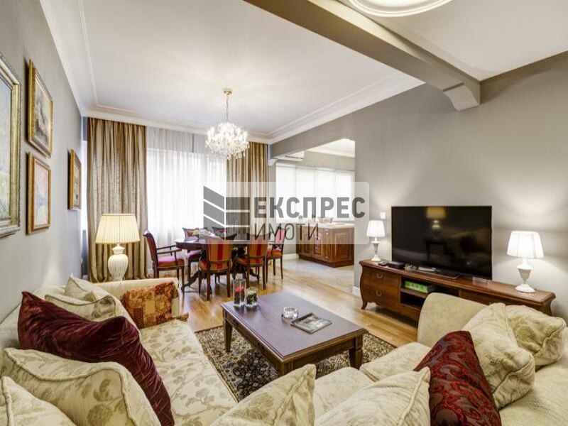 Furnished 2 bedroom apartment