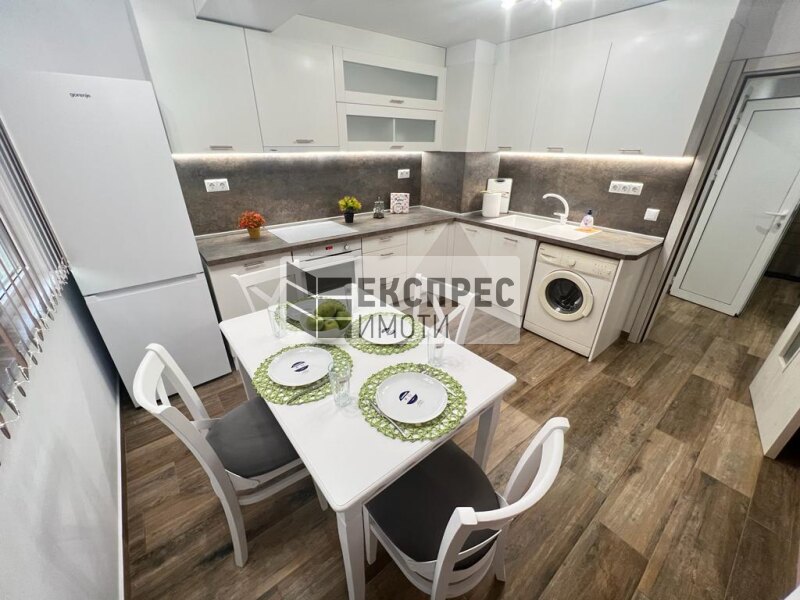 Furnished, 1 bedroom apartment