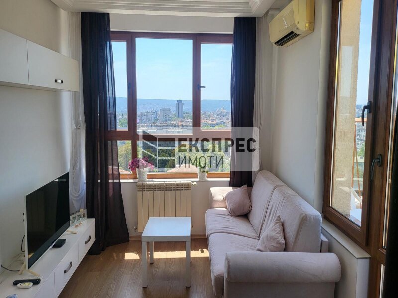 Furnished 2 bedroom apartment