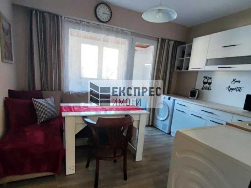 Furnished 1 bedroom apartment