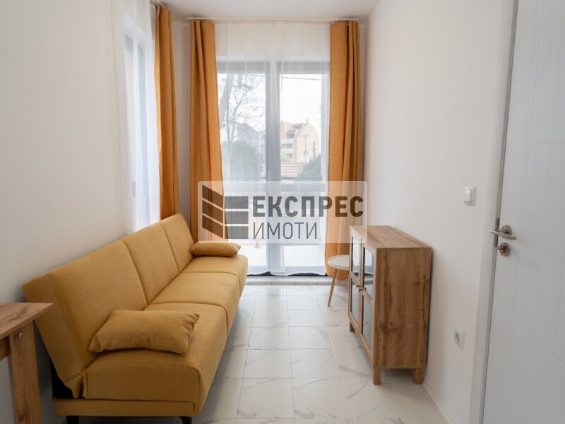 1 Schlafzimmer Wohnung