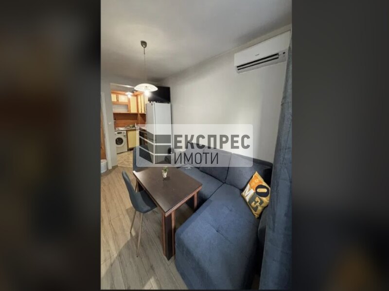 Furnished 2 bedroom apartment