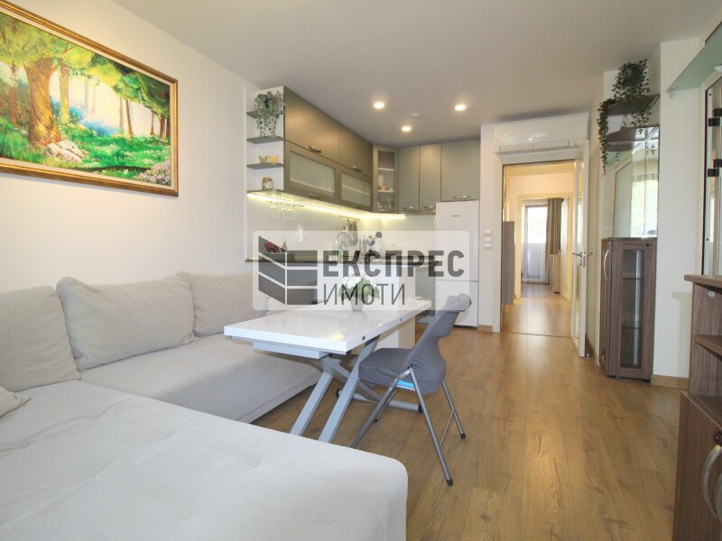 New, Furnished 2 bedroom apartment