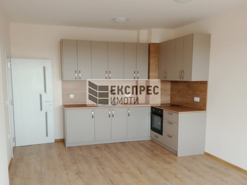 1 Schlafzimmer Wohnung