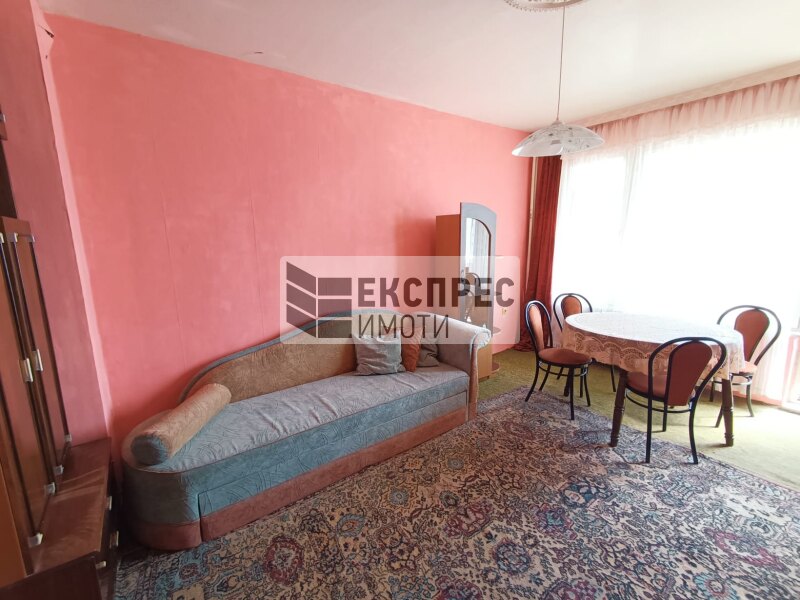 FURNISHED Studio