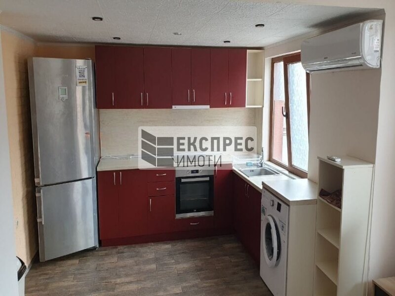 Furnished 2 bedroom apartment
