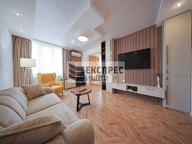 New, Luxury Furnished 2 bedroom apartment