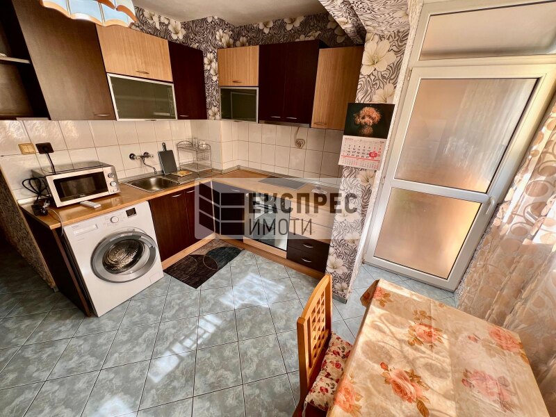 FURNISHED 1 bedroom apartment