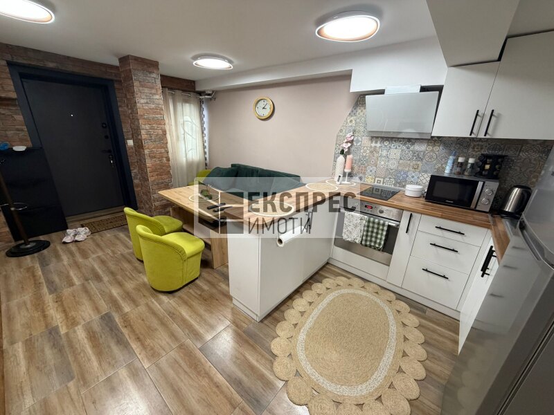 Обзавeден Двустаен апартамент