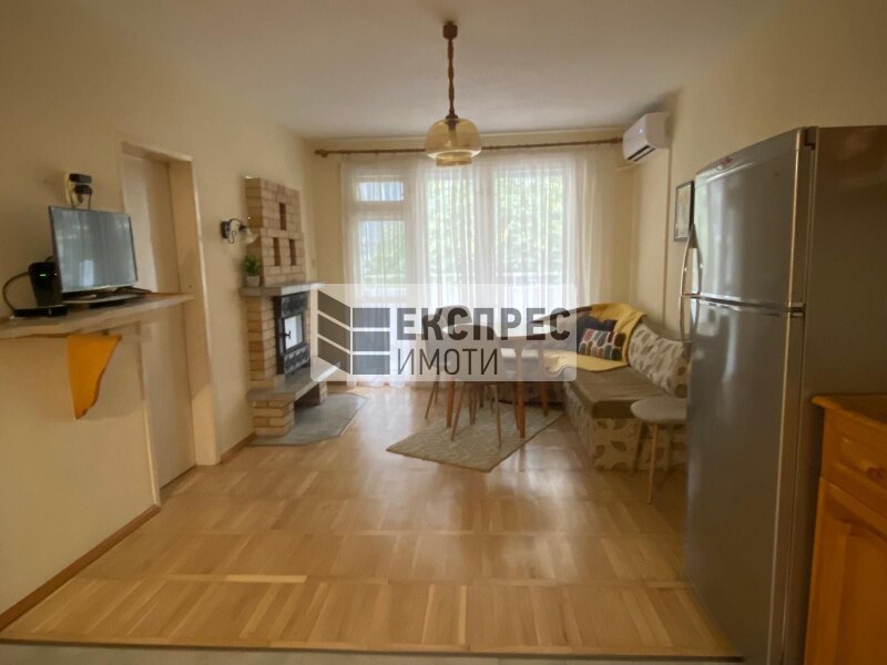 Обзаведен, Тристаен апартамент