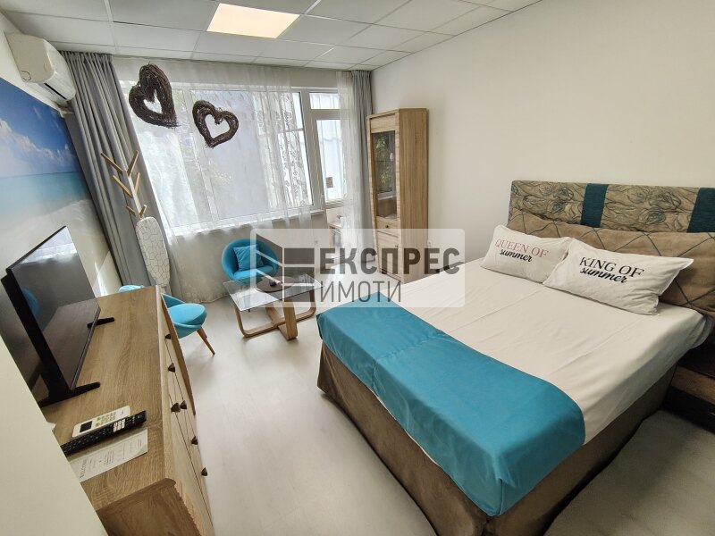 FURNISHED Studio
