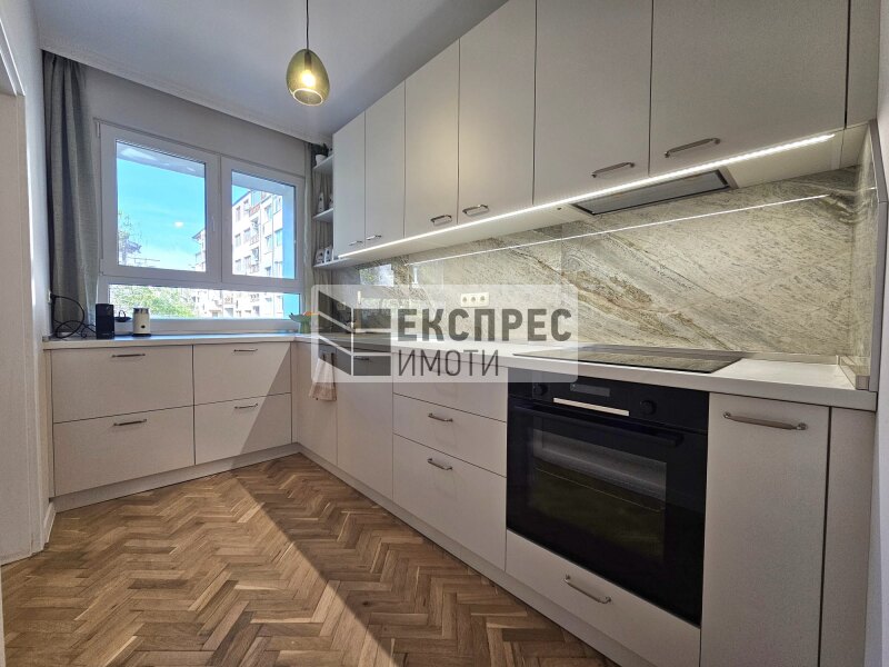 Furnished 2 bedroom apartment