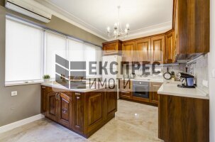 Furnished 2 bedroom apartment, Centre