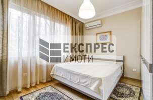 Furnished 2 bedroom apartment, Centre