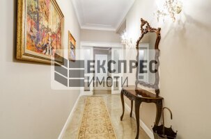 Furnished 2 bedroom apartment, Centre