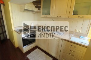 Обзаведен Четиристаен апартамент, Гръцка махала