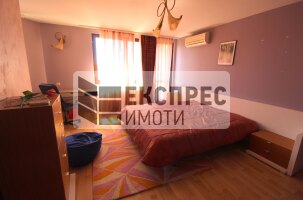 Обзаведен Четиристаен апартамент, Гръцка махала