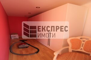 Обзаведен Четиристаен апартамент, Гръцка махала