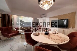 Neu, Luxus, Möbliert 2 Schlafzimmer Wohnung, Greek area