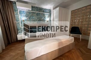 Neu, Luxus, Möbliert 2 Schlafzimmer Wohnung, Greek area