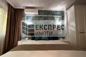 Neu, Luxus, Möbliert 2 Schlafzimmer Wohnung, Greek area