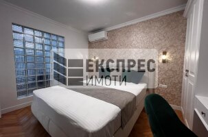 Neu, Luxus, Möbliert 2 Schlafzimmer Wohnung, Greek area