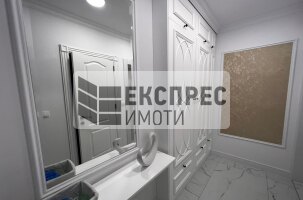 Neu, Luxus, Möbliert 2 Schlafzimmer Wohnung, Greek area