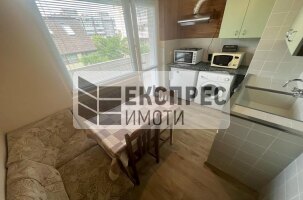 Обзаведен Двустаен апартамент, Червен площад