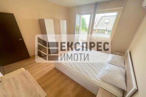 Обзаведен Двустаен апартамент, Червен площад