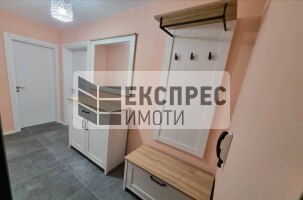 Neu, Möbliert 1 Schlafzimmer Wohnung, Farmers' Market