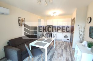 Нов, Обзаведен, Двустаен апартамент, Център