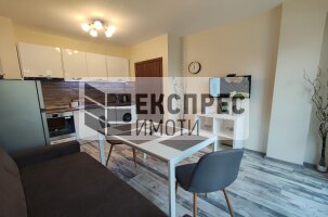 Нов, Обзаведен, Двустаен апартамент, Център