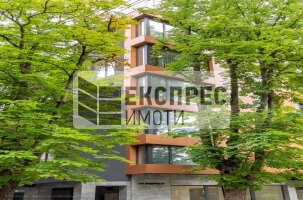 Обзаведен Тристаен апартамент, Център