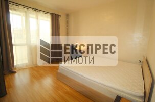 Furnished 2 bedroom apartment, Red Square